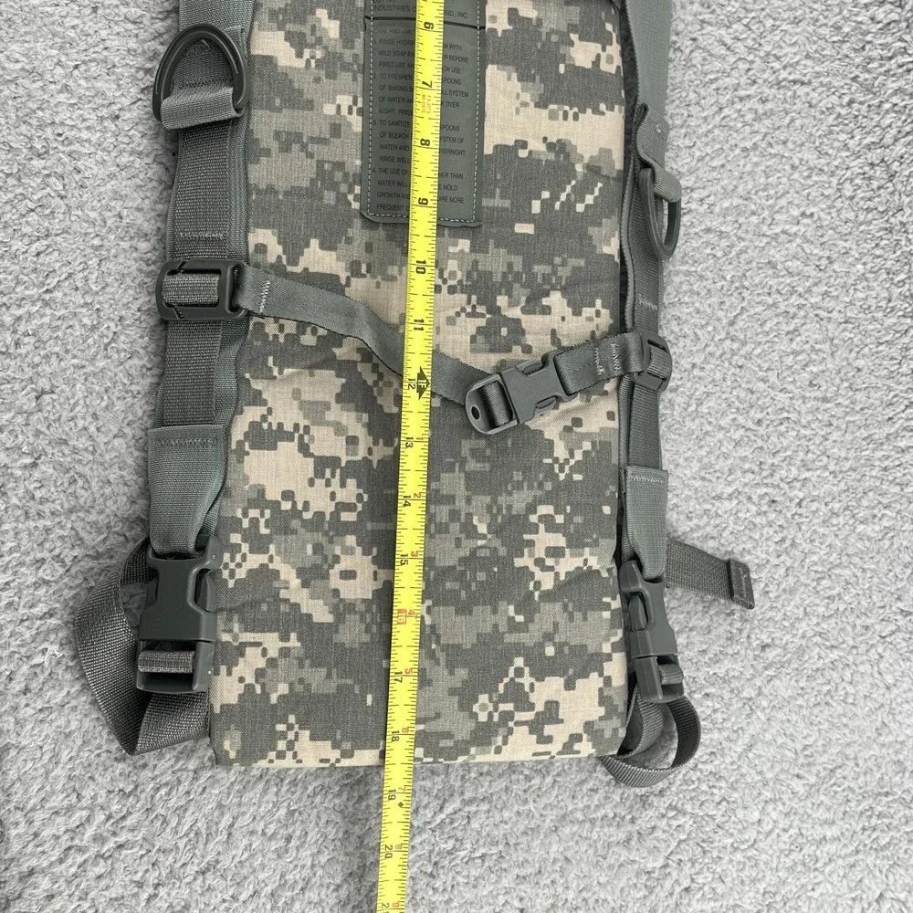 US Army Molle II Hydration System Carrier Water Military Digital Camo Backpack‎